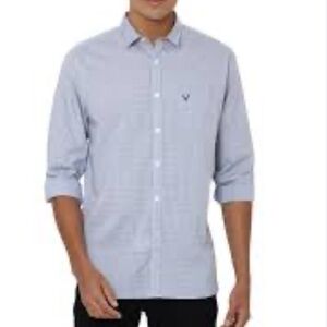AMERICAN EAGLE CLASSIC FIT OXFORD BUTTON DOWN SHIRT